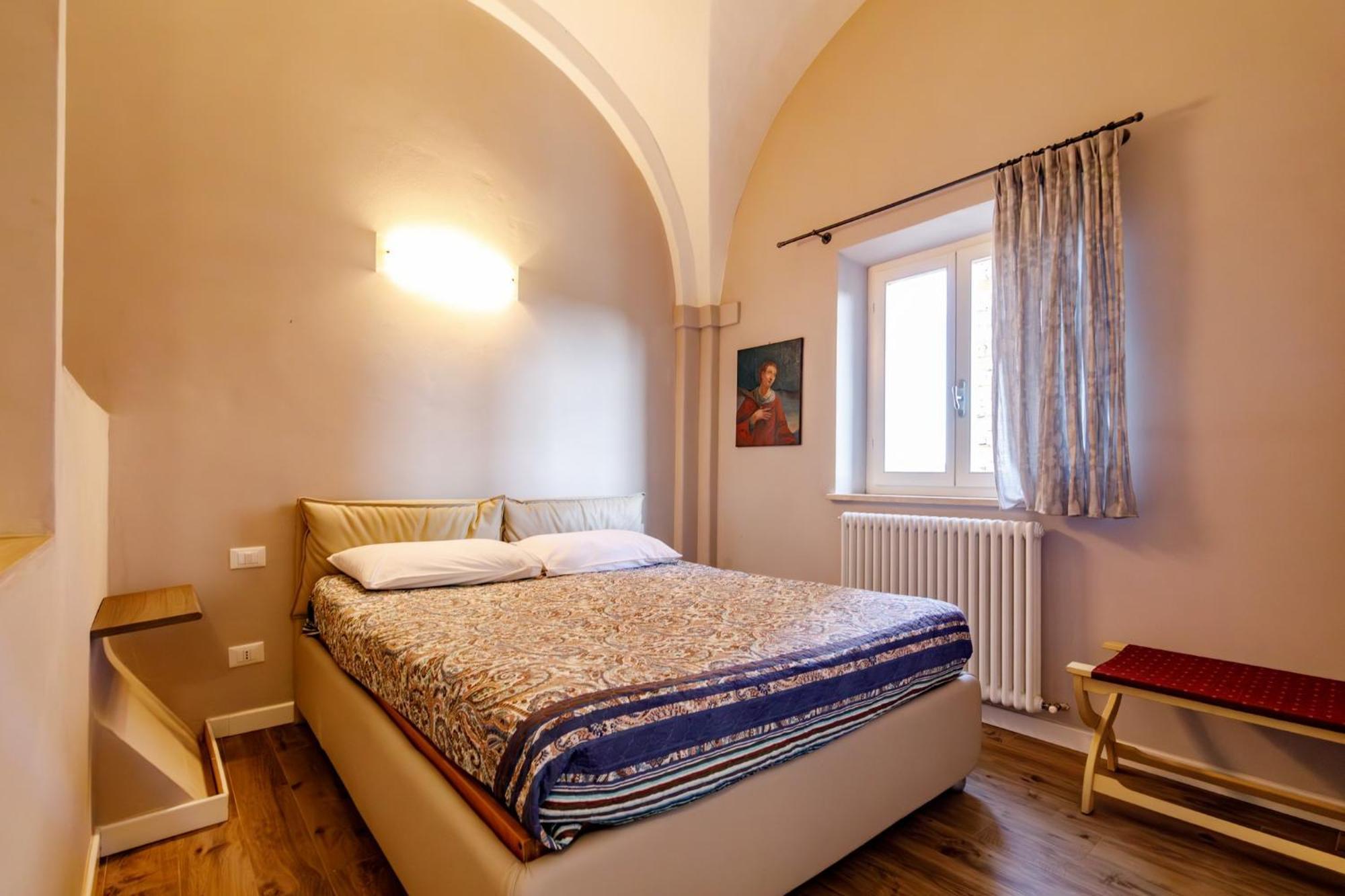 Porta Romana Elegant Apartments With Private Parking! Siena Eksteriør bilde