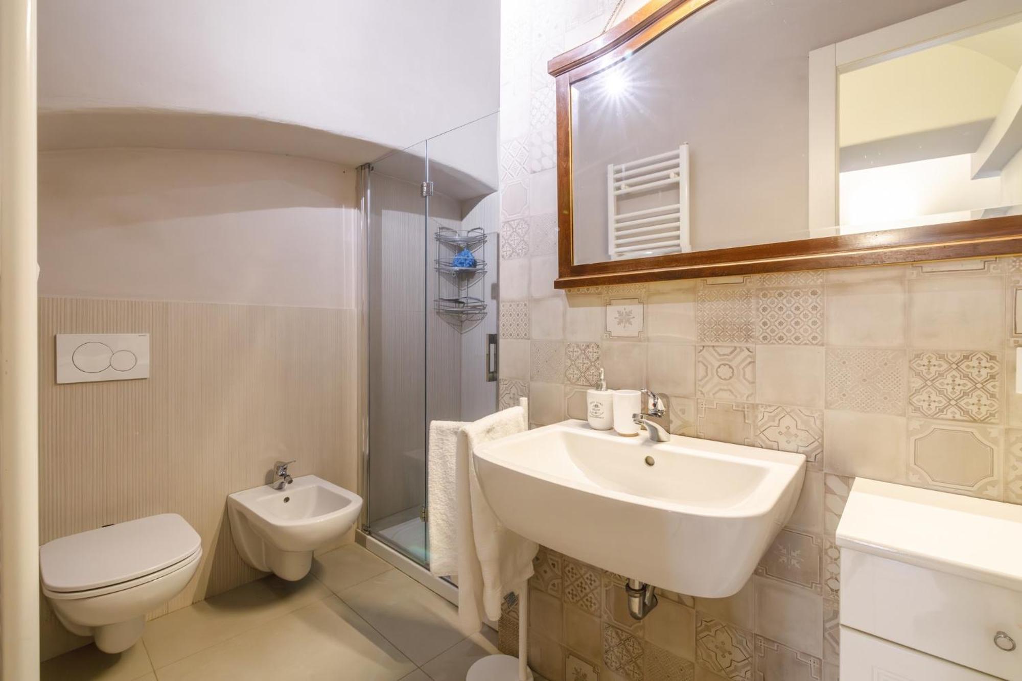Porta Romana Elegant Apartments With Private Parking! Siena Eksteriør bilde