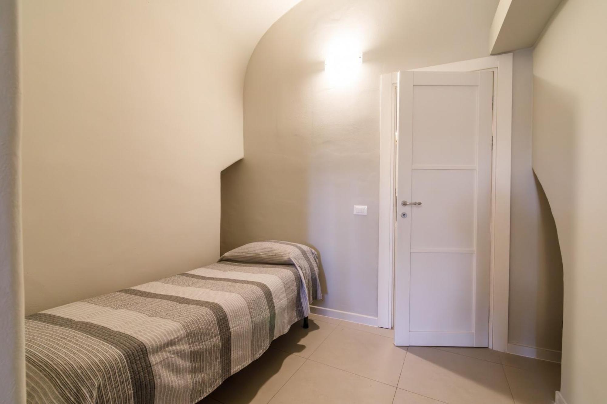 Porta Romana Elegant Apartments With Private Parking! Siena Eksteriør bilde