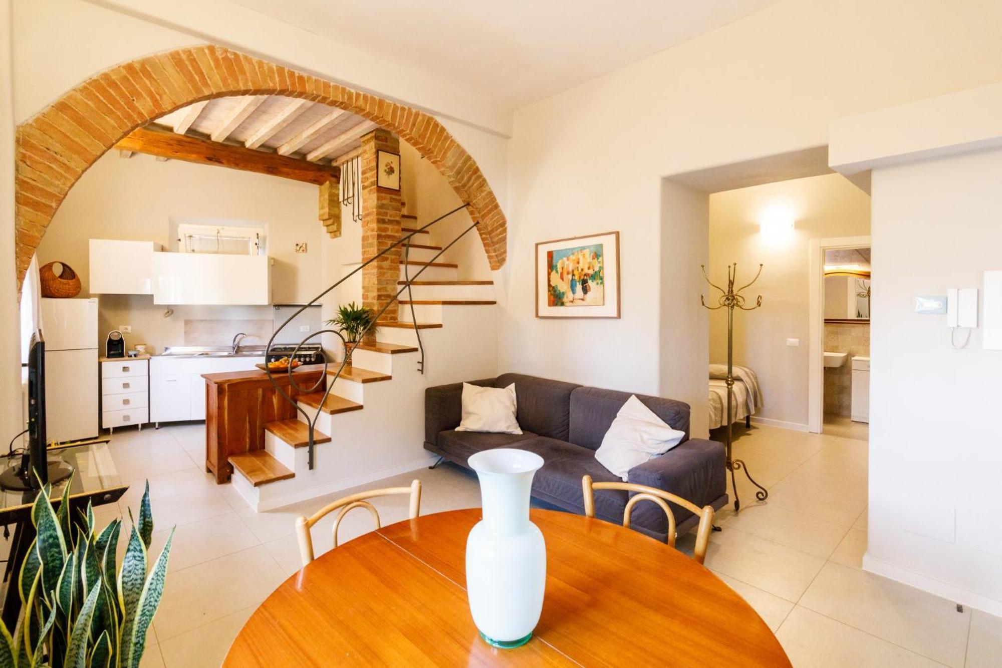 Porta Romana Elegant Apartments With Private Parking! Siena Eksteriør bilde